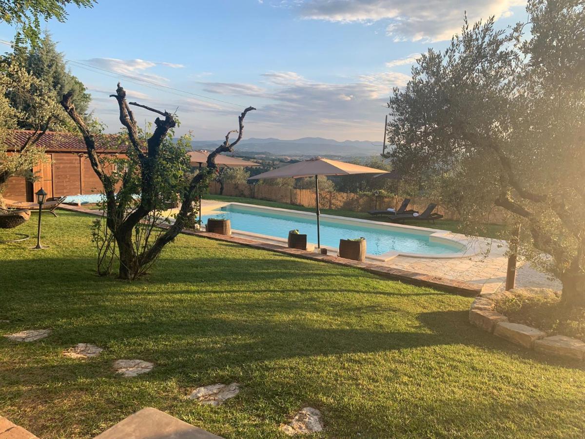 Borgo Petroro Todi Exterior foto